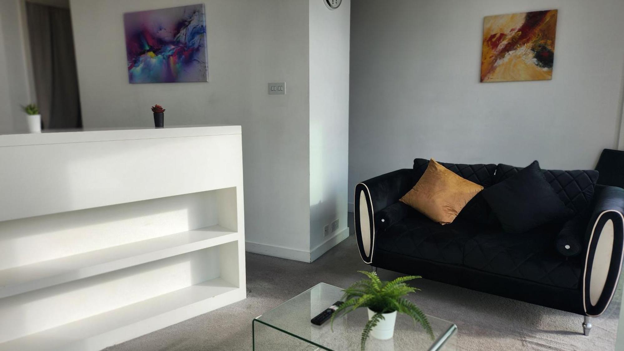 Cityscape Apartment In Birmingham With Self Checkin Экстерьер фото